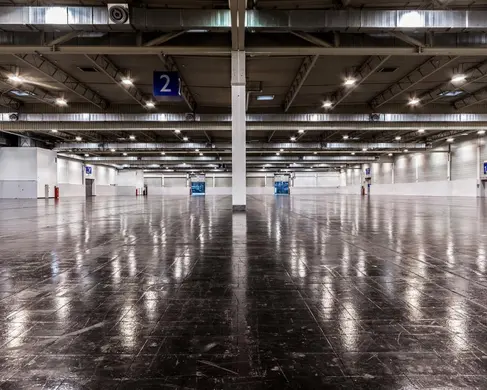 Die leere Halle 2 der MESSE ESSEN