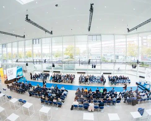 Das Foyer Ost der MESSE ESSEN während einer Veranstaltung