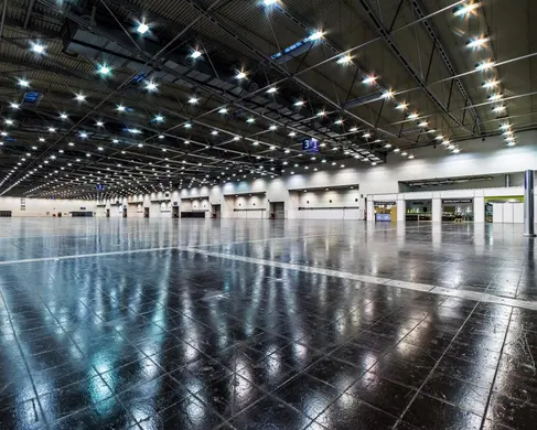 Die leere Halle 3 der MESSE ESSEN